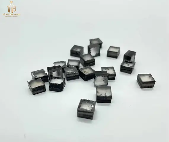 "rough Diamond" Là Gì? Ý Nghĩa, Phân Loại Và Cách Nhận Biết Kim Cương Thô