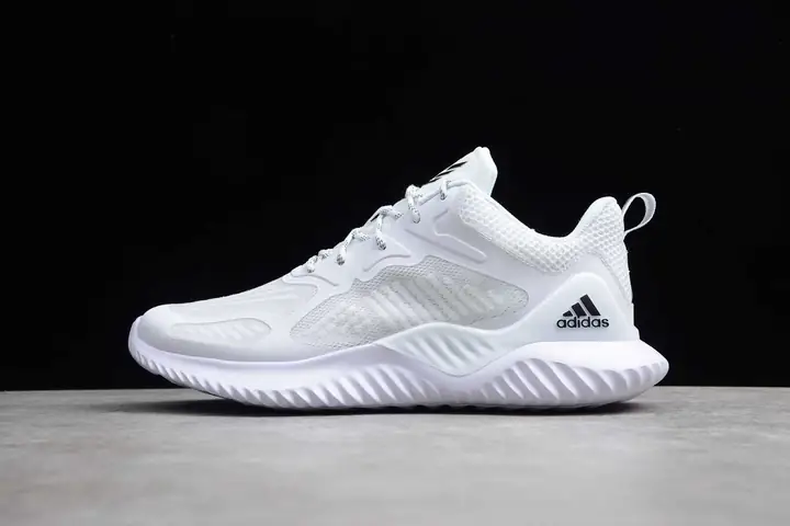 Adidas Alphabounce Là Gì? Khám Phá Dòng Giày Training Đa Năng Của Adidas