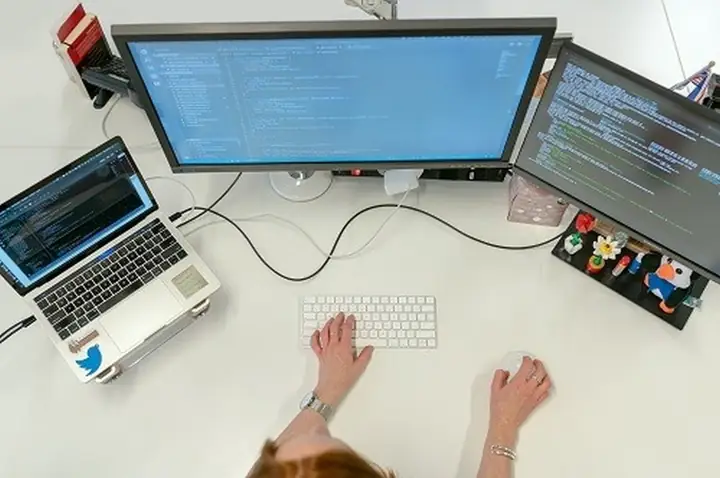 Applet Là Gì? Tìm Hiểu Toàn Diện Về Java Applet Và Ứng Dụng Thực Tế