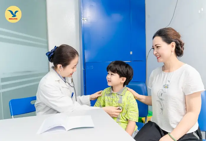 Bác Sĩ Lâm Sàng Là Gì? Vai Trò, Nhiệm Vụ Và Những Điều Cần Biết