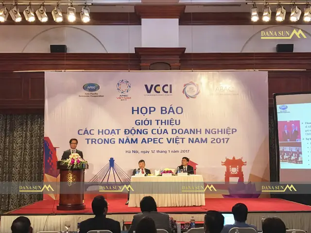 Backdrop Tiếng Việt Là Gì? Phân Biệt Với Background Và Ứng Dụng Thực Tế