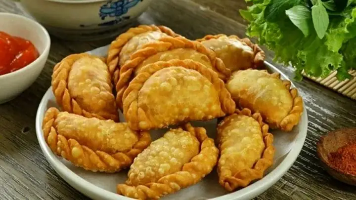 Bánh Gối Là Gì? Khám Phá Nguồn Gốc, Cách Làm Và Hương Vị Đặc Trưng