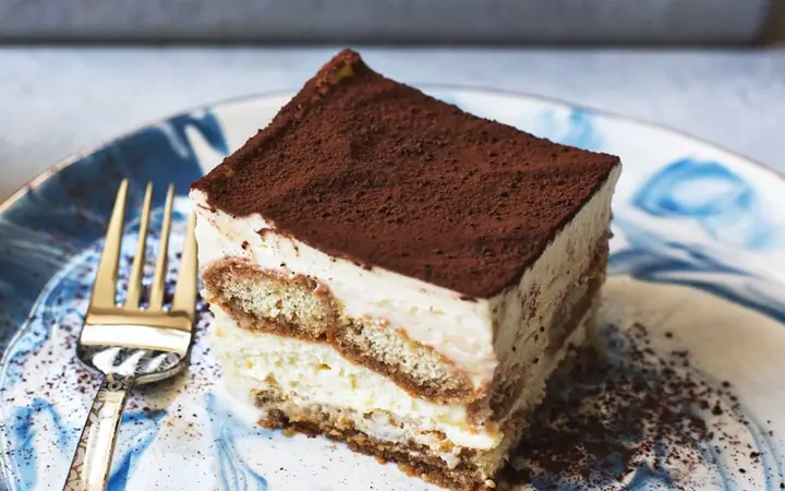 Bánh Tiramisu Là Gì? Nguồn Gốc, Ý Nghĩa Và Cấu Tạo Đặc Trưng
