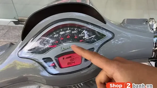 Đèn Đỏ Là Gì? Ý Nghĩa, Tín Hiệu Và Các Trường Hợp Thường Gặp