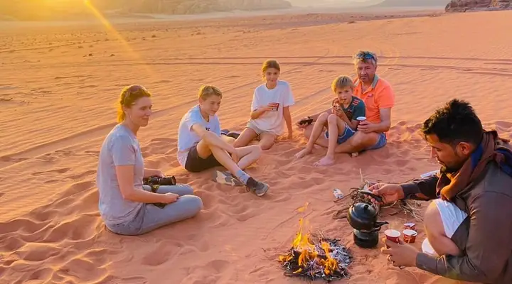 Bedouin Là Gì? Nguồn Gốc, Văn Hóa Và Cuộc Sống Của Người Du Mục Sa Mạc
