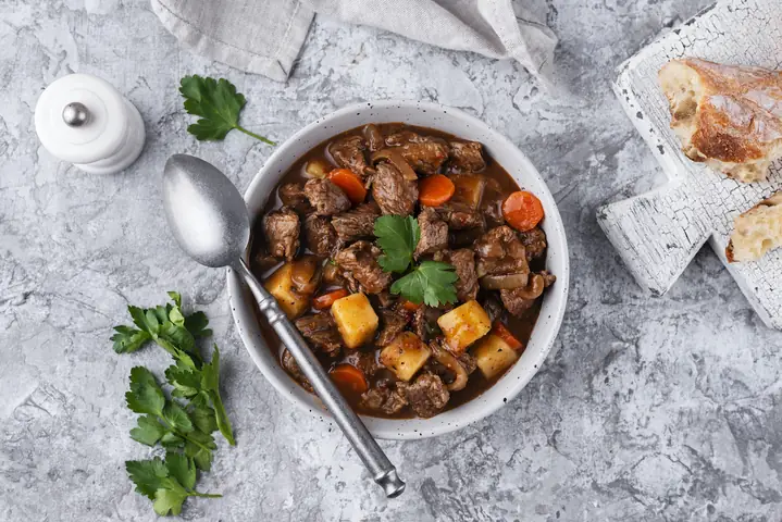 Beef Stew Là Gì? Khám Phá Món Hầm Thịt Bò Thơm Ngon & Dinh Dưỡng
