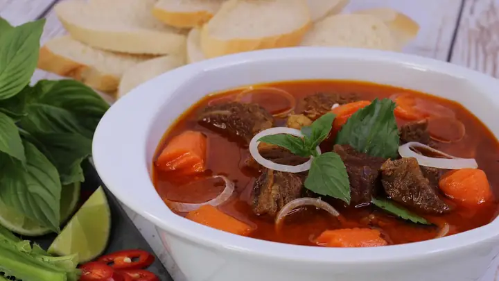Beef Stew Là Gì? Khám Phá Món Hầm Thịt Bò Thơm Ngon & Dinh Dưỡng
