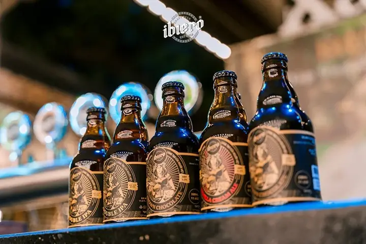 Bia IPA Là Gì? Khám Phá Đặc Trưng, Nguồn Gốc Và Hương Vị Của Dòng Bia Thủ Công Nổi Tiếng