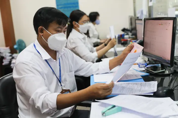 Biên Chế Sự Nghiệp Là Gì? Đối Tượng Hưởng, Điều Kiện Và Sự Khác Biệt Với Hợp Đồng Lao Động