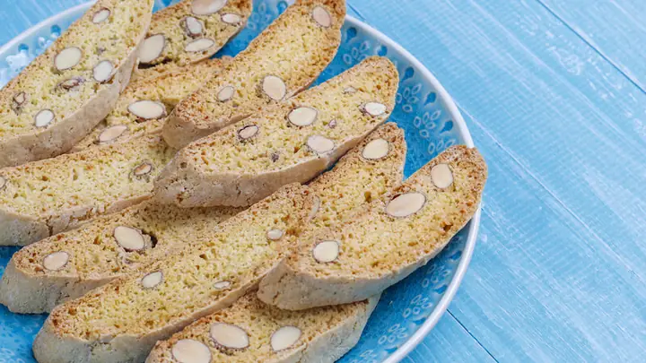Biscotti Là Gì? Thành Phần, Lợi Ích Và Cách Làm Bánh Biscotti Chuẩn Ý