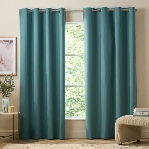 Blackout Curtains Là Gì? Tìm Hiểu Chi Tiết Về Rèm Chắn Sáng Hiệu Quả