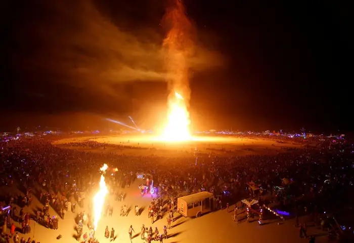 Burning Man Là Gì? Lễ Hội Độc Đáo Giữa Sa Mạc Và Những Điều Bạn Cần Biết
