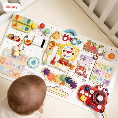 Busy Board Là Gì? Hướng Dẫn Làm Và Lợi Ích Cho Bé Phát Triển Toàn Diện
