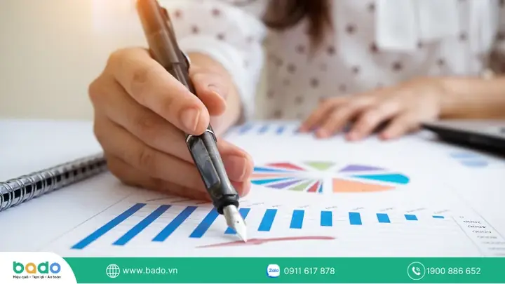 Bút Tiên Là Gì? Khám Phá Nguồn Gốc, Ý Nghĩa Và Các Trò Chơi Tâm Linh Liên Quan