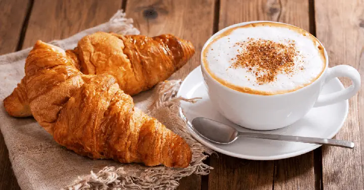 Cafe Au Lait Là Gì? Nguồn Gốc, Cách Pha Và Sự Khác Biệt Với Latte Cafe Au Lait Là Gì? Nguồn Gốc, Cách Pha Và Sự Khác Biệt Với Latte