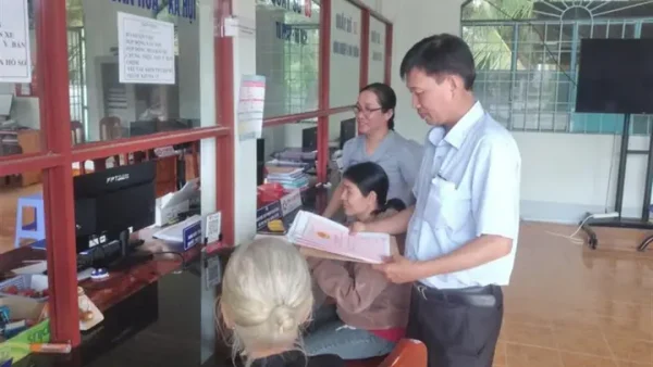 Cam Bái Hạ Phong Nghĩa Là Gì? Giải Thích Chi Tiết & Cách Dùng Chuẩn