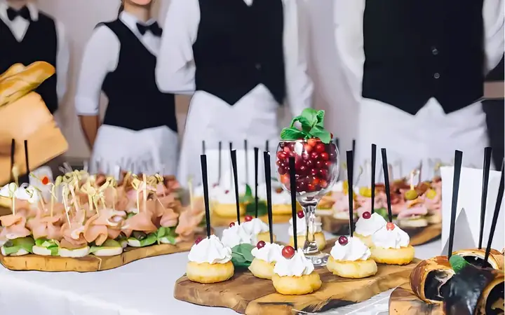 Catering Industry Là Gì? Định Nghĩa, Các Loại Hình Và Lợi Ích Dịch Vụ