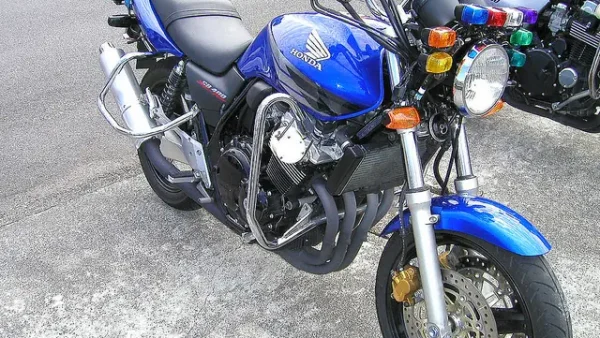 Honda CB400 Revo Bản Tập Là Gì? Sự Khác Biệt & Đặc Điểm Chi Tiết
