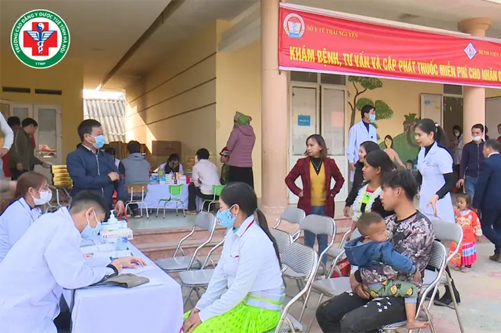 Chăm Sóc Sức Khỏe Cộng Đồng Là Gì? Mục Tiêu, Vai Trò Và Lợi Ích