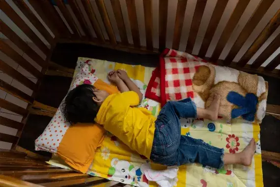 Chăm Sóc Thay Thế Là Gì? Các Trường Hợp Và Quy Định Liên Quan Cho Trẻ Em
