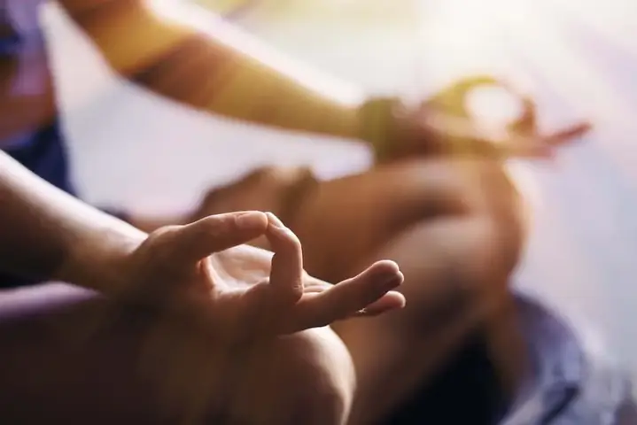 Chăm Sóc Thay Thế Là Gì? Các Trường Hợp Và Quy Định Liên Quan Cho Trẻ Em