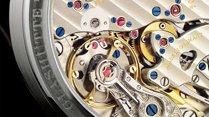 Chân Kính Đồng Hồ Là Gì? Vai Trò, Chất Liệu Và Ý Nghĩa Của Jewels