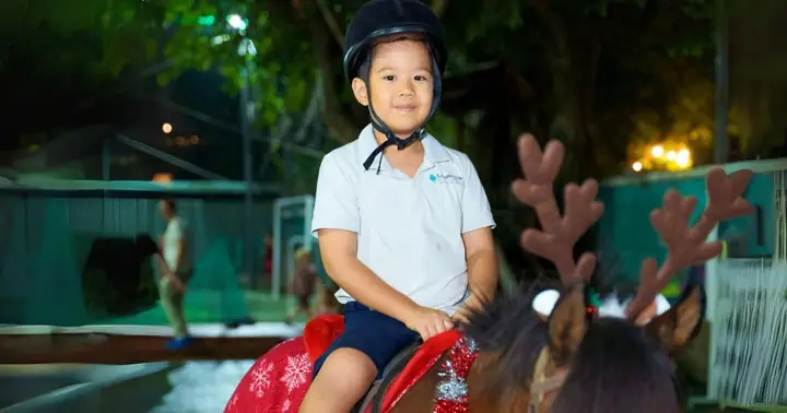 Chia Sẻ Yêu Thương Là Gì? Ý Nghĩa Và Cách Nuôi Dưỡng Tình Thân