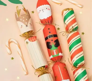 Christmas Crackers Là Gì? Nguồn Gốc, Ý Nghĩa Và Cách Sử Dụng Trong Lễ Giáng Sinh